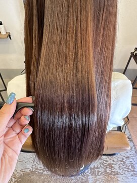 ジィップクリニカ(Zip clinica) うる艶髪質改善 担当-木村優伽