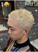 イージードリル/パンク/刈り上げショート/ホワイトブロンド