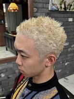 スリーセント 栄(3/cent)&nbsp;イージードリル/パンク/刈り上げショート/ホワイトブロンド