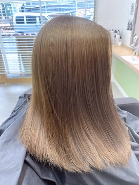 オリビアヘアー(OLIVIA HAIR) ブリーチなしミルクティー×髪質改善トリートメント