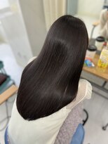 エミン(emyn) 髪が変わる【美髪革命】艶髪/髪質改善/縮毛矯正/代々木