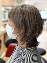 ヘアークリアー 蕨&nbsp;軽やかな動きで魅せる大人のウルフカット