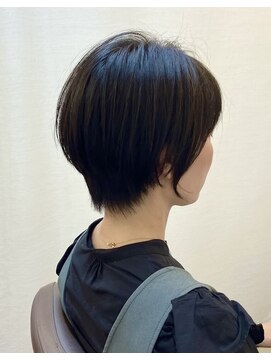 ビュート925(Bute 925) ヘナ　ショートボブスタイル