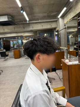 タメ(tame-) サーフカール/フェザーパーマ/ブルーブラック【都賀/メンズ】