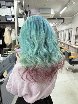 エメラルドブルー×裾ピンク