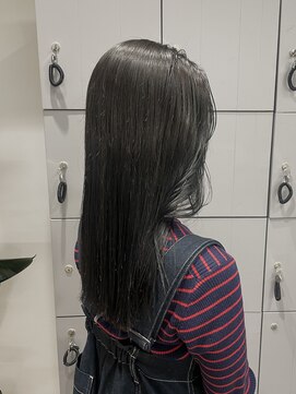 ウミ(Umi) 【なぎさ/戸塚】透け感カラー