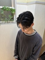 ロマンヤカタ ファース(ROMAN YAKATA fars) 刈り上げセンター分け!上窪 4/3