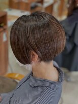 デフィ アオヤマ(defi AOYAMA) 多毛さんでも軽やか。艶やかな丸みコンパクトショート