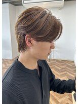 シーイー(C.E)&nbsp;センターパート×毛流れフェザー