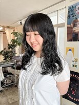 メゾンルヴェール 岐阜穂積(Maison LeVert)&nbsp;暗髪ロングパーマ