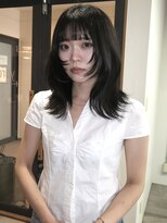 ヨロ(YORO)&nbsp;ミホ＊ミディアムレイヤーカット
