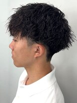 セプト 博多(SEPT.)&nbsp;ツイストパーマ 黒髪ショート ツーブロックマッシュ 束感