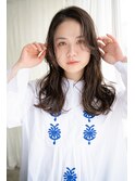 ウザバングが可愛い柔らかニュアンスロング・・・HINATA