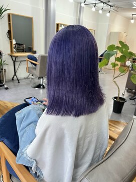 イニット 奈良新大宮(init.) 20代 30代 40代 ペールベージュ 青髪 韓国ヘアー ウルフマッシュ