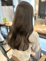 アリュウル 表参道 青山(Allure)&nbsp;大人可愛い艶カラー＊柔らかオリーブグレージュ