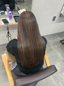 エル 新小岩(elu) 美髪/ワイドバング/レイヤーカット/くすみベージュ/新小岩駅