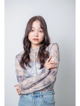 ルフュージュ バイ プロデュース 相模大野店(Refuge by Produce) チョコレートブラウン/ゆるふわウェーブ