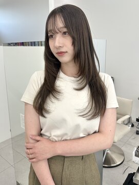 チグン(Jigun) 赤みのないオリーブグレージュ♪