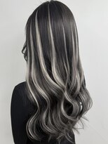 ベルグローアルファ(BELLE GROW ALPHA) レイヤーカット/ミルクティーグレージュ/ダブルカラー/エクステ