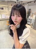 アイドル前髪ぱっつん顔周りおくれ毛可愛い黒髪ロング
