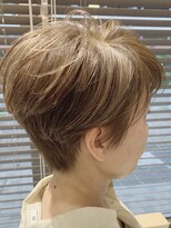 グラッシー センター北店(GLASSI)&nbsp;ショートボブ★耳かけショートフォギーベージュ★髪質改善