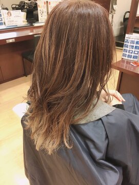 エッジ オリジネーション 梅田店(edge origination) 胸下ローレイヤー