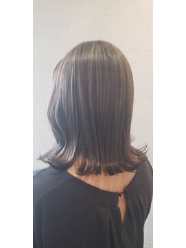 サンサーラ 三木店(SAMSARA) 外はねボブ