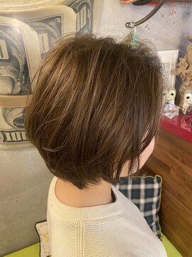 ガレージヘア(GARAGE HAIR) プラチナアッシュ