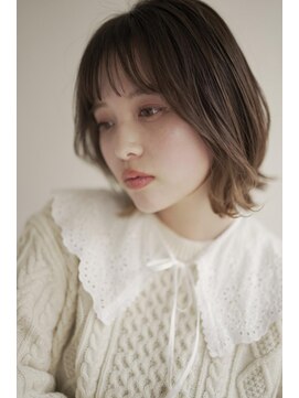 ムク 甲府(muku.) ミディアムヘア/斜めバング/グレージュカラー/甲府駅