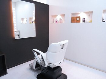 リファイン サロン イマージュ(refine salon Image)の写真/年齢性別問わず通いやすい[Image]。リピート率◎の秘訣は居心地の良い空間と丁寧な施術だからこそ♪