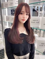 ノエロク 岐阜(noe rok)&nbsp;チェリーレッドのストレートレイヤースタイル
