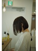ボブ × 酸性ストレート × ブラウンベージュ