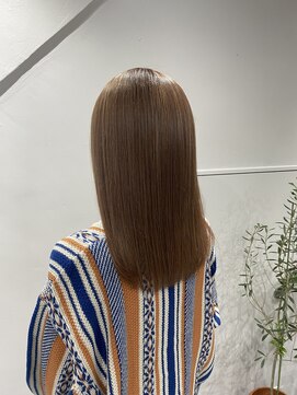 フィン(fin) ミディアムヘア