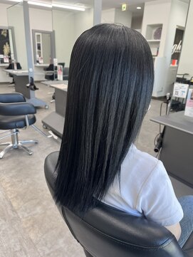 ガルボヘアー 桟橋店(garbo hair) ブルーブラック　トリートメント　艶髪　セミロング