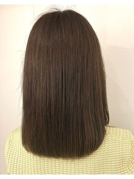 プラスワン 自由が丘(+ONE) 【＋ONE自由が丘】ミディアムボブ×オリーブアッシュ