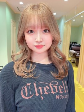 エマ(emma) 【ハイトーン】ブロンドベージュカラー！