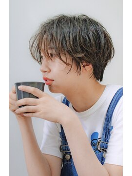 ニコル(Nicoru*) ハンサムショート× アースカラー