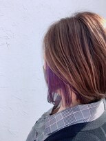 ロンド(Le rond)&nbsp;ブルーバイオレットなインナーカラーの　　　ボブ