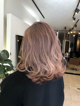 クティエ(Cuthie) ピンクシルバー