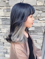 ブラン(Le BLANC)&nbsp;【下地　由美】ネイビーインナーカラー