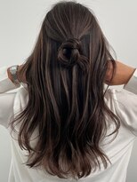 ジルブラン(JIL BLAN) ハイライトバレイヤージュダブルカラーショートカット30代40代