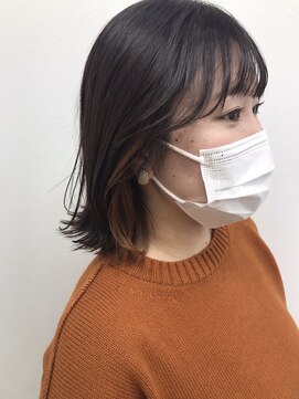 リブレ(LIBRE+hp) 【インナーカラー】【くびれミディアム】【くびれレイヤー】