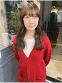 オリーブベージュ