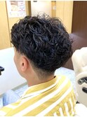 メンズショートかき上げツーブロ刈り上げツイスト波巻きパーマ