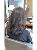 レイヤーカットコテ巻き風パーマ ミディアムレイヤー 大人女性