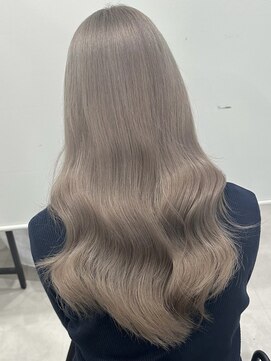 ロウル 渋谷(LOWRL) ミルクティー/ブリーチ/ダブルカラー