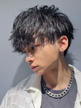 アイビーズ(IVYS) 渋谷メンズヘア　シャドウパーマ　刈り上げショート　シースルー