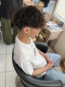 アイズ 海老名(AIZU) ツイストスパイラルパーマ メンズパーマ メンズサロン 海老名