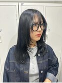 レイヤーカット×暗髪ヘア