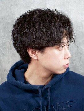 ヒロギンザバーバーショップ 新宿店(HIRO GINZA BARBER SHOP) シャドウパーマ/センターパート〈理容室〉